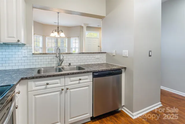 $228,900 | 11521 Savannah Creek Drive, Charlotte, NC 28273