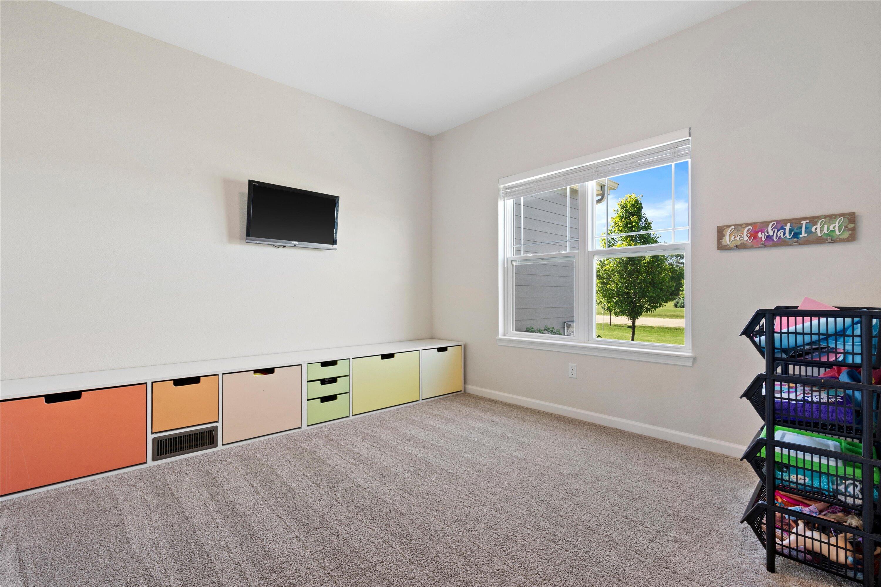 S86-w34804 Knoll Road Eagle, WI 53119 - Photo 17 of 50 Office/Den