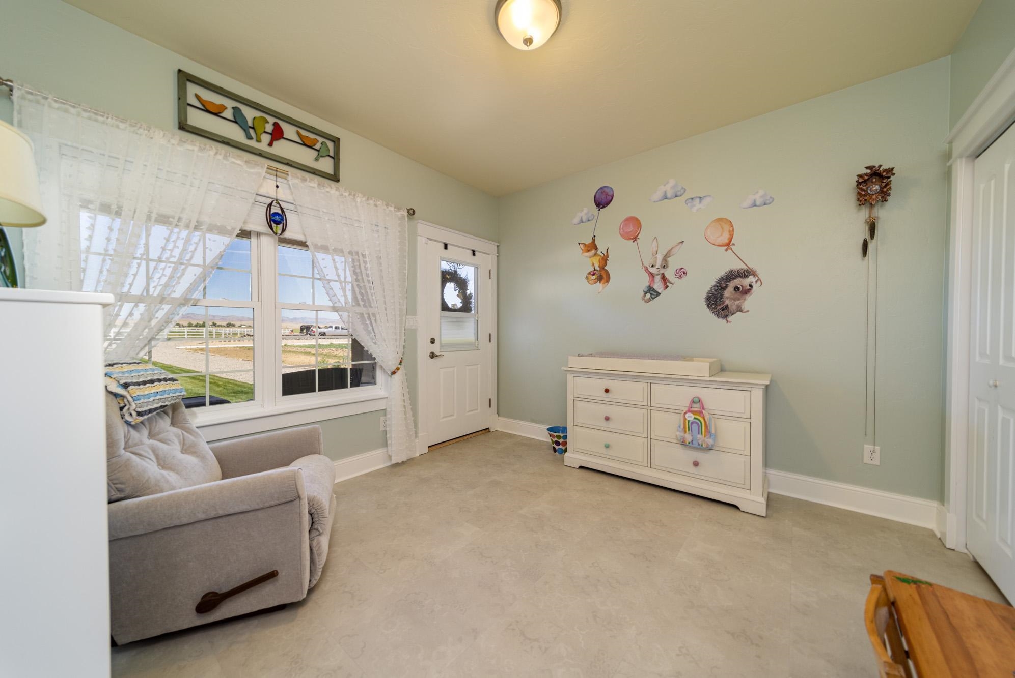 1371 Saddle Ridge Road Loma, CO 81524 - Photo 26 of 42 a living room with furniture and a couch