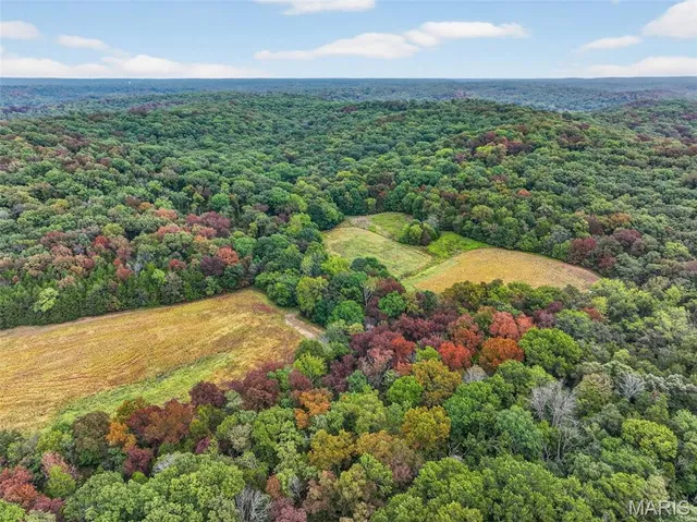 $2,095,500 | 127-ac 127-ac Circle, Marthasville, MO 63357