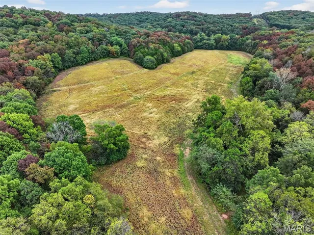 $2,095,500 | 127-ac 127-ac Circle, Marthasville, MO 63357