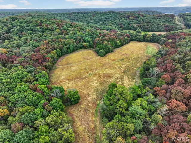 $2,095,500 | 127-ac 127-ac Circle, Marthasville, MO 63357