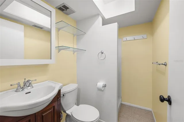 $600,000 | 1512 Florida Avenue, Palm Harbor, FL 34683