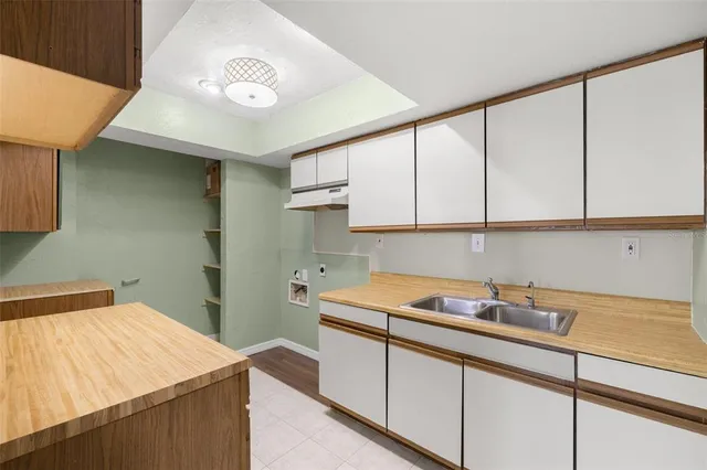 $600,000 | 1512 Florida Avenue, Palm Harbor, FL 34683