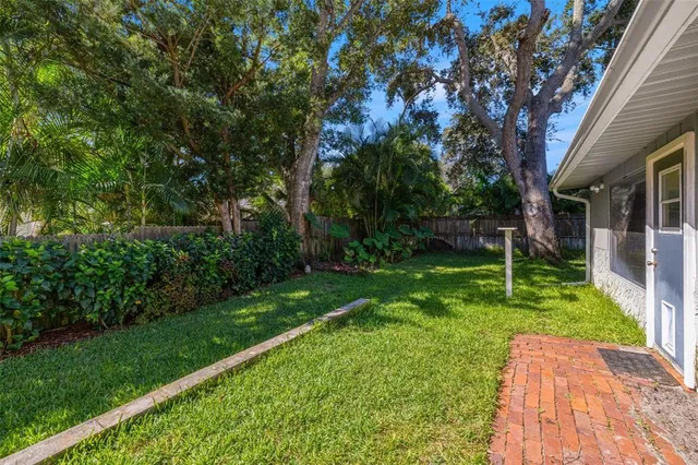 $600,000 | 1512 Florida Avenue, Palm Harbor, FL 34683