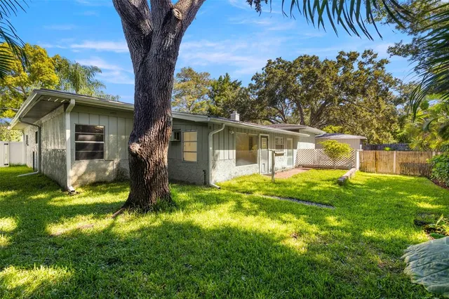 $600,000 | 1512 Florida Avenue, Palm Harbor, FL 34683