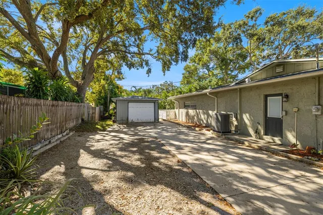 $600,000 | 1512 Florida Avenue, Palm Harbor, FL 34683