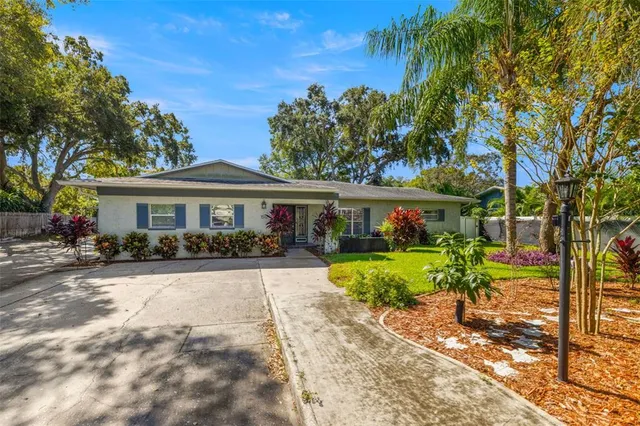 $600,000 | 1512 Florida Avenue, Palm Harbor, FL 34683