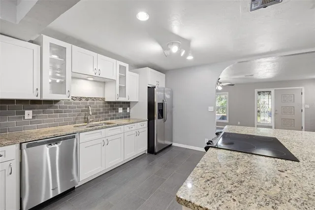 $600,000 | 1512 Florida Avenue, Palm Harbor, FL 34683