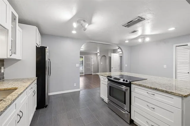 $600,000 | 1512 Florida Avenue, Palm Harbor, FL 34683