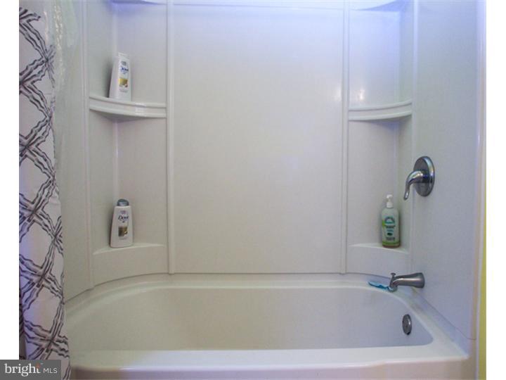 137 Gable Road Paoli, PA 19301 - Photo 15 of 20 Bathroom