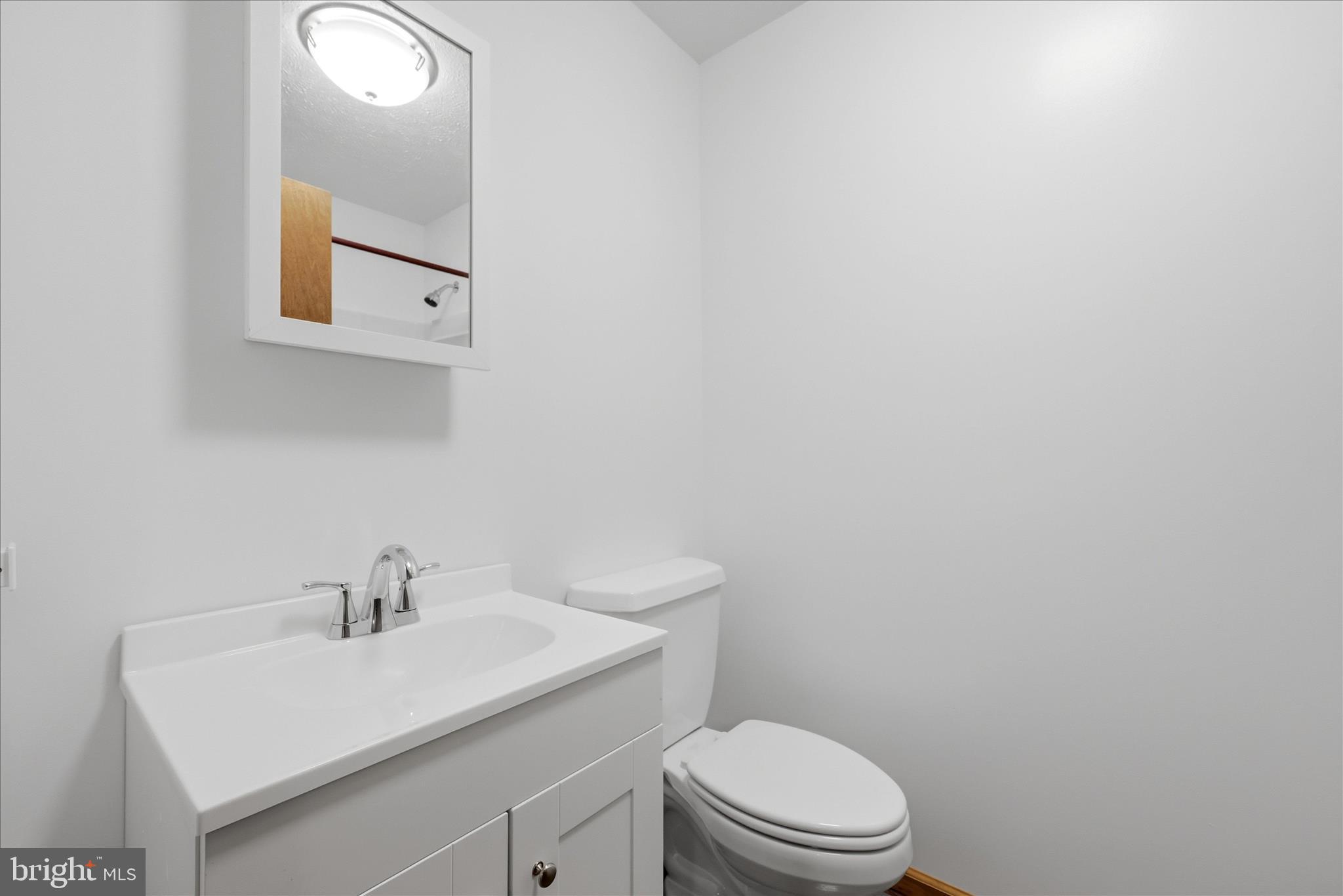 1909 Spohrs Road Berkeley Springs, WV 25411 - Photo 31 of 87 Bathroom