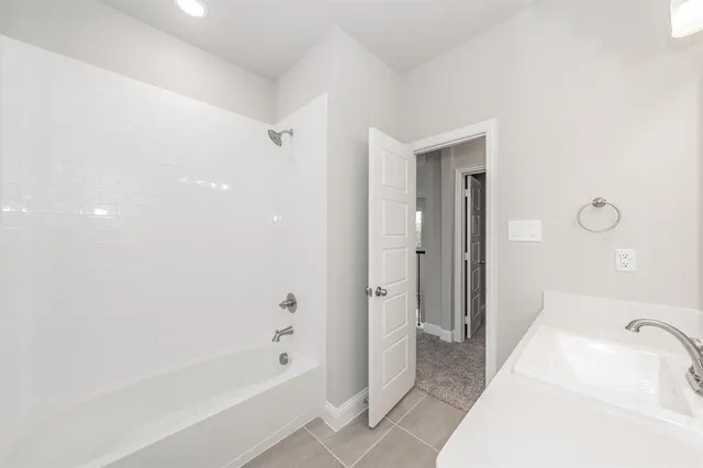 $4,450 | 12994 Averi Lane, Farmers Branch, TX 75234