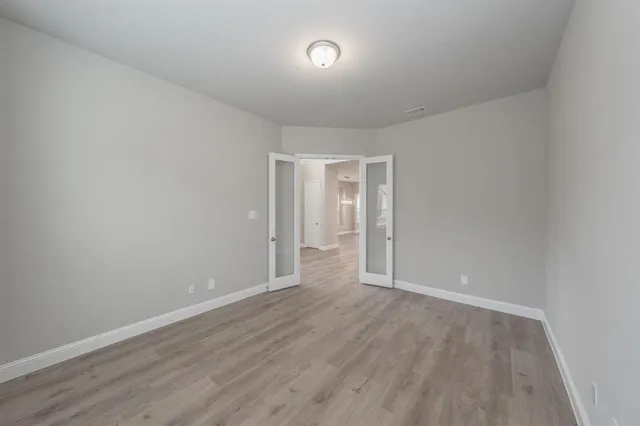 $4,450 | 12994 Averi Lane, Farmers Branch, TX 75234