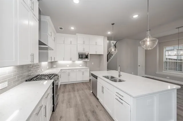 $4,450 | 12994 Averi Lane, Farmers Branch, TX 75234