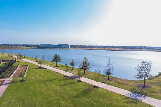 $4,450 | 12994 Averi Lane, Farmers Branch, TX 75234