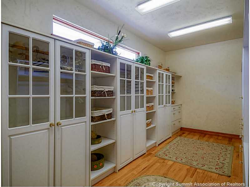 1124 Emerald Road Silverthorne, CO 80498 - Photo 17 of 24 Other. Walk in closet for master.