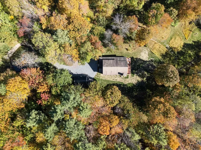 $849,900 | 117 Horseshoe Drive, West Windsor, VT 05037