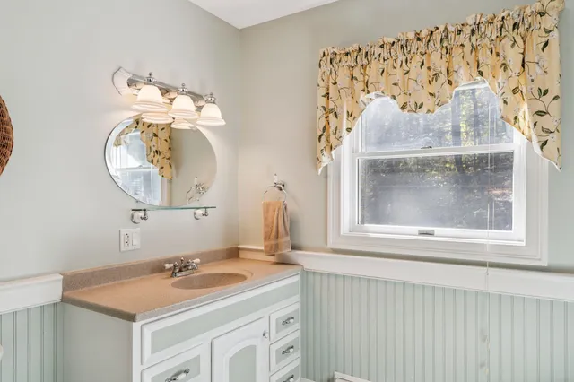 $849,900 | 117 Horseshoe Drive, West Windsor, VT 05037