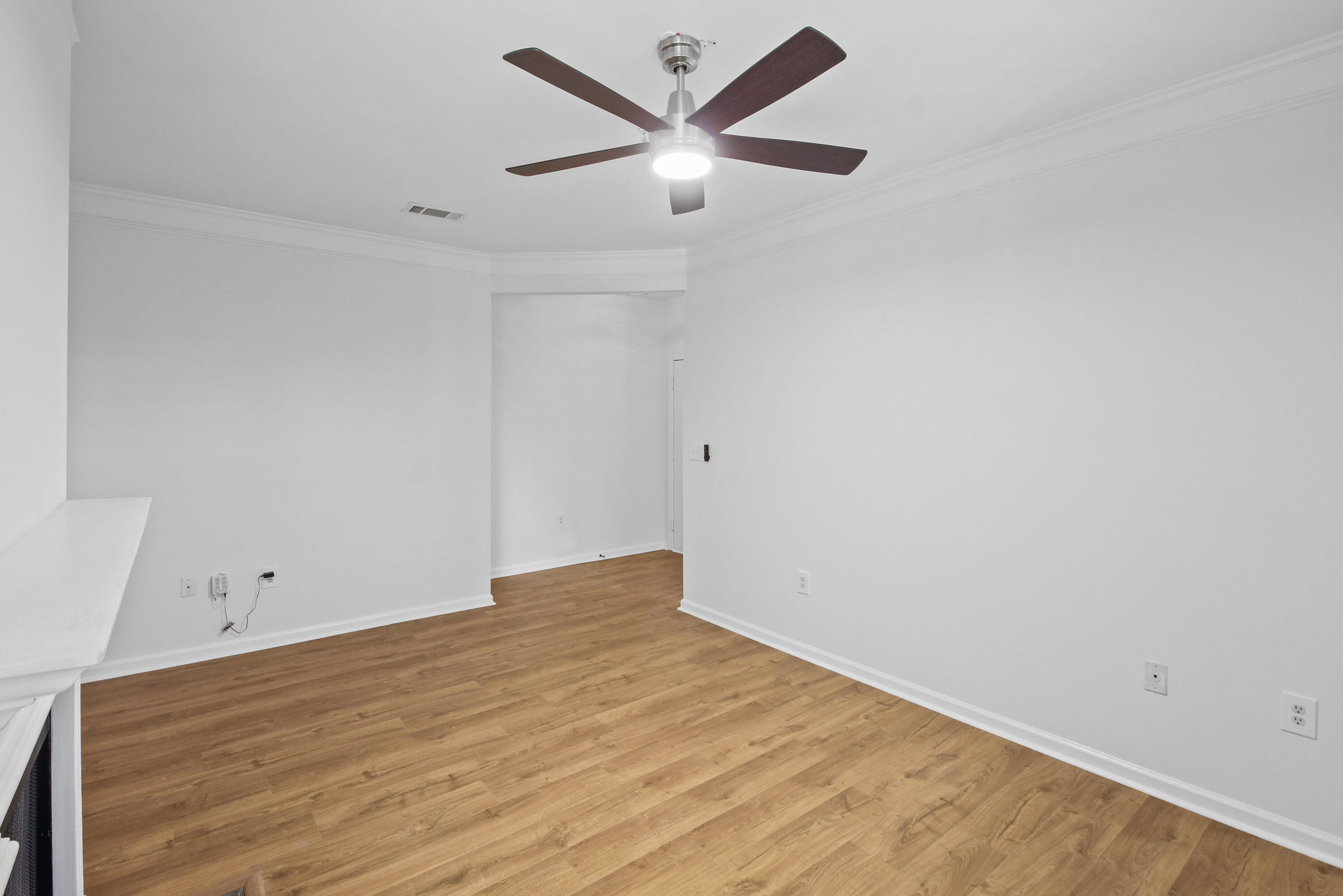 2033 Chatelain Way Mount Pleasant, SC 29464 - Photo 5 of 25 2033_5