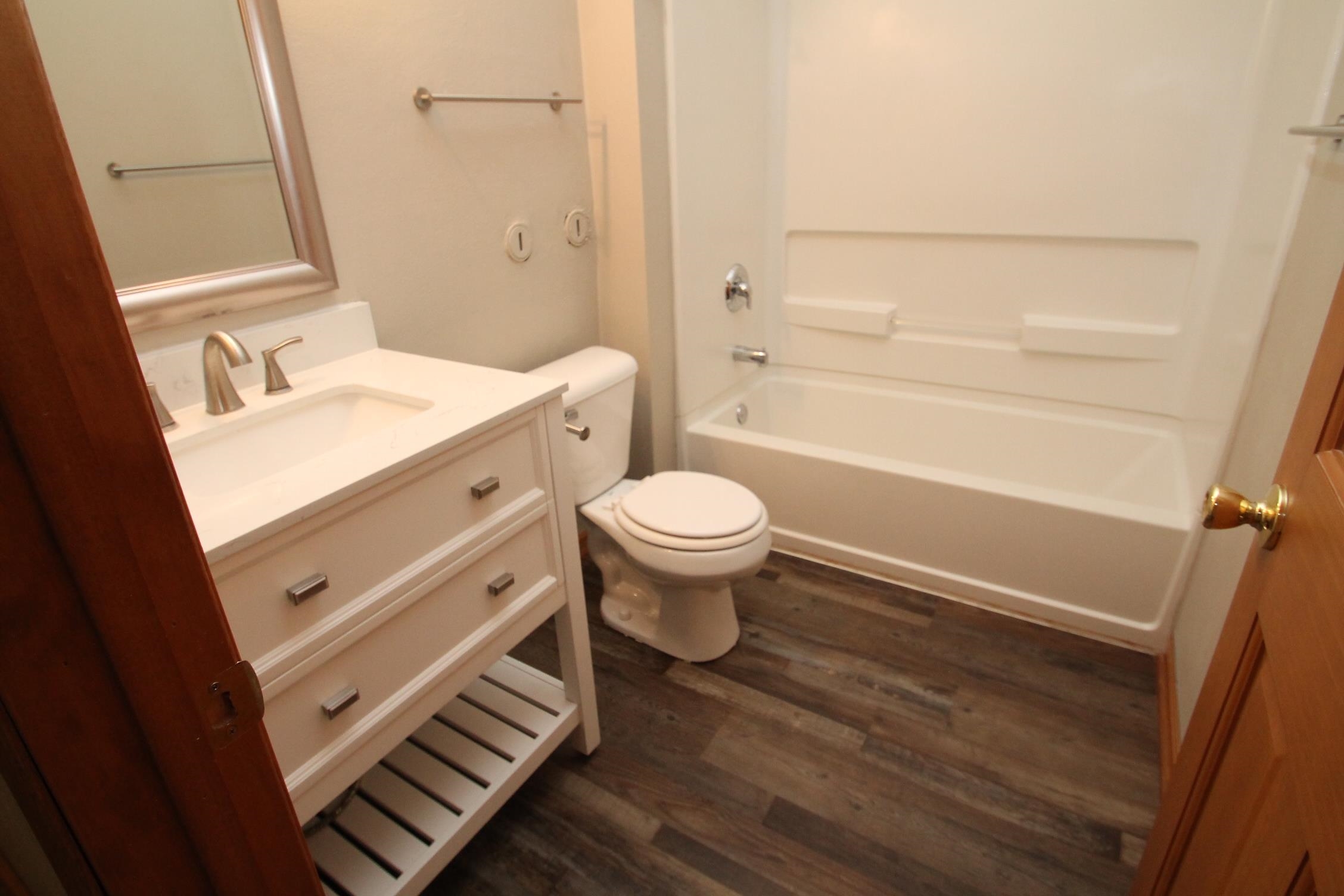 10226 Monarch Road, Unit 2 Roscoe, IL 61073 - Photo 12 of 13 Gallery Image 12