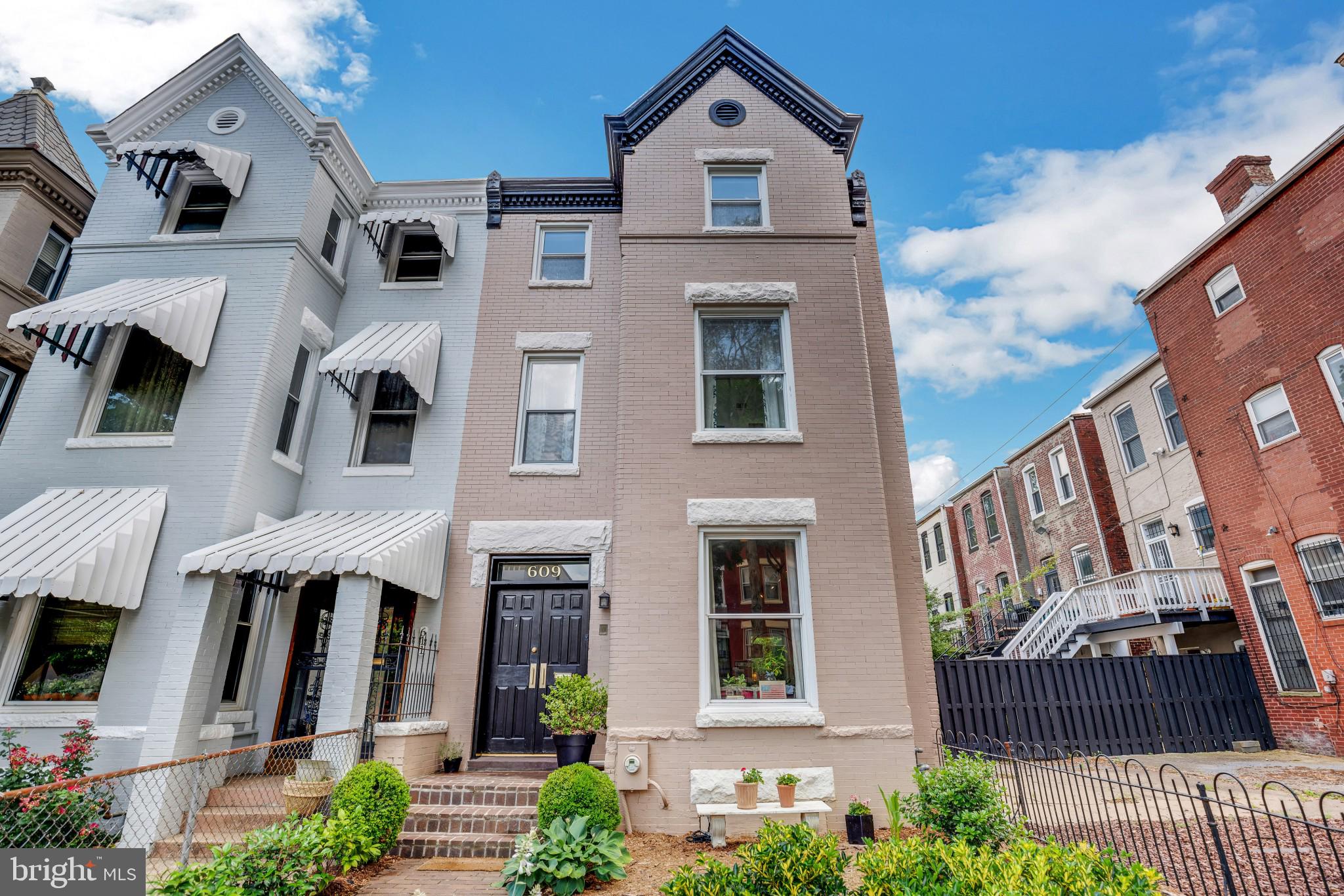 609 7th Street Northeast Washington, DC 20002 - Photo 1 of 30
