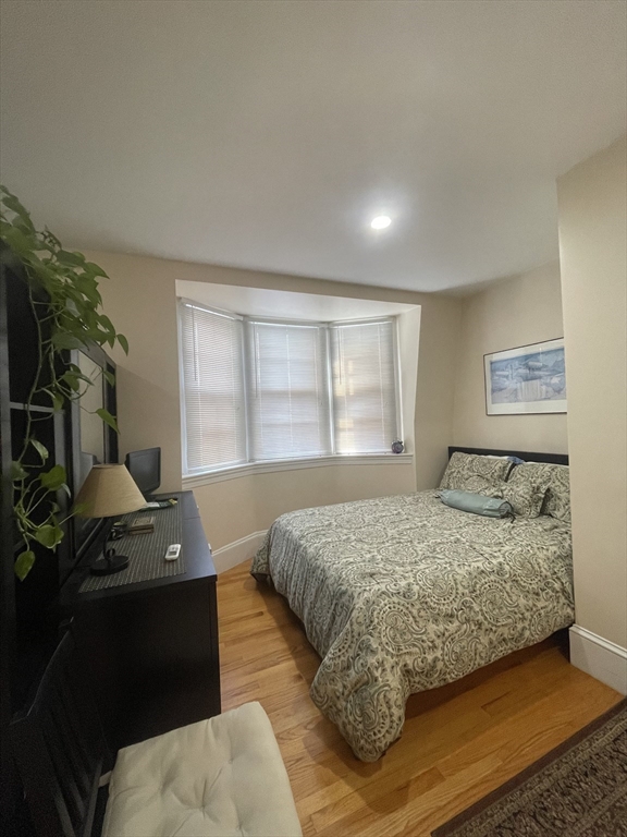 105 Pinckney Street, Unit 8 Boston, MA 02114 - Photo 3 of 13