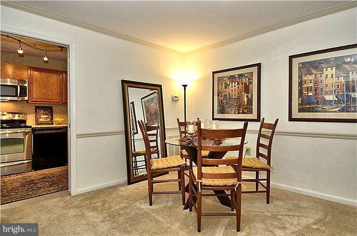 10703 Kings Riding Way, Unit T113 North Bethesda, MD 20852 - Photo 16 of 30 Dining Room