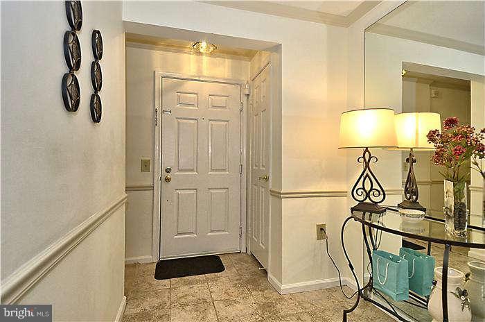 10703 Kings Riding Way, Unit T113 North Bethesda, MD 20852 - Photo 3 of 30 Interior (General)