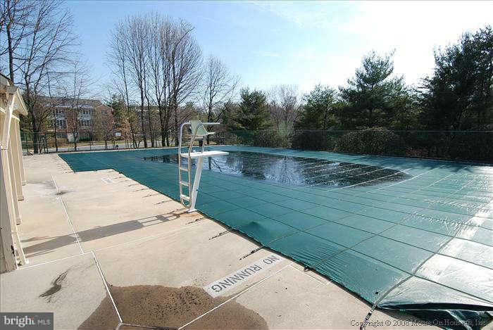 10703 Kings Riding Way, Unit T113 North Bethesda, MD 20852 - Photo 26 of 30 Community