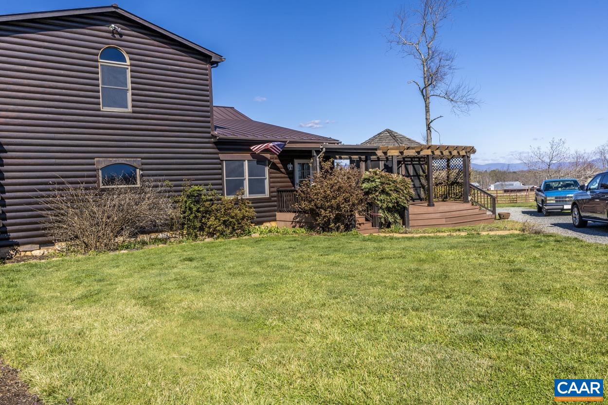 556 Good Hope Church Road Aroda, VA 22709 - Photo 11 of 75 a front view of a house with garden