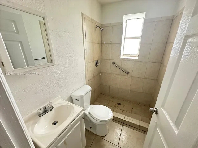 $1,550 | 1021 Northwest 3rd Street, Unit 101, Miami, FL 33128