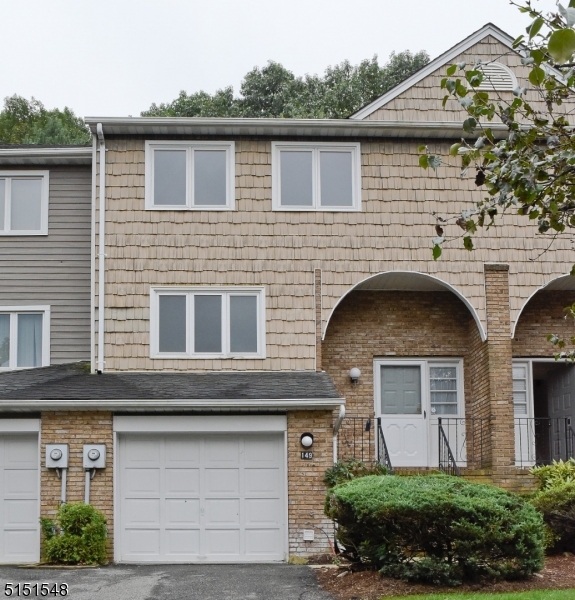 149 Patriots Road Morris Plains, NJ 07950 - Photo 1 of 19