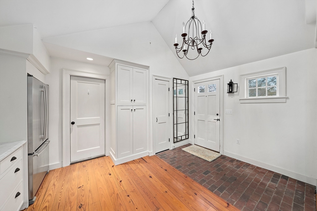 605 Main Street Hingham, MA 02043 - Photo 3 of 38