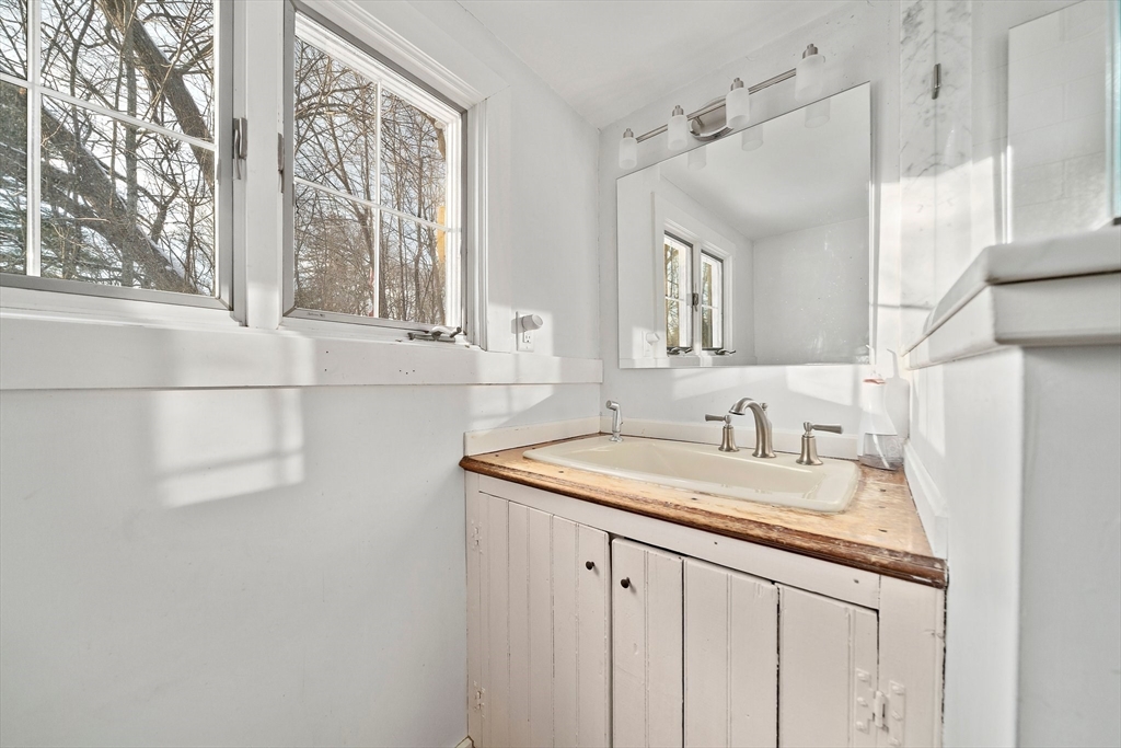 605 Main Street Hingham, MA 02043 - Photo 31 of 38