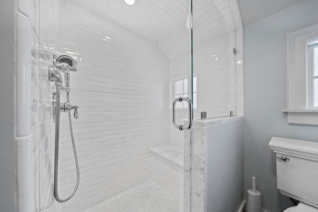 605 Main Street Hingham, MA 02043 - Photo 32 of 38