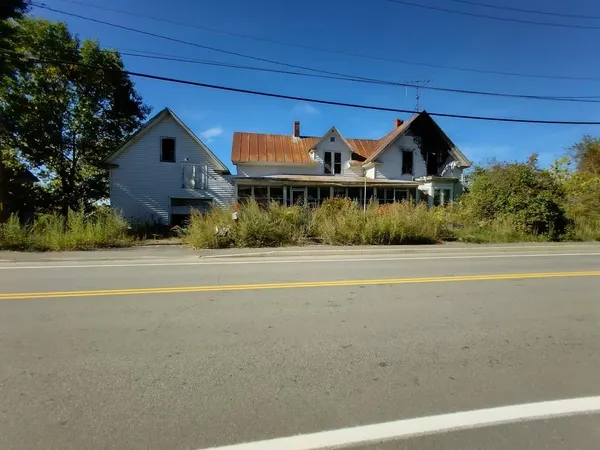 $35,000 | 71 Pittsfield Avenue, Hartland, ME 04943