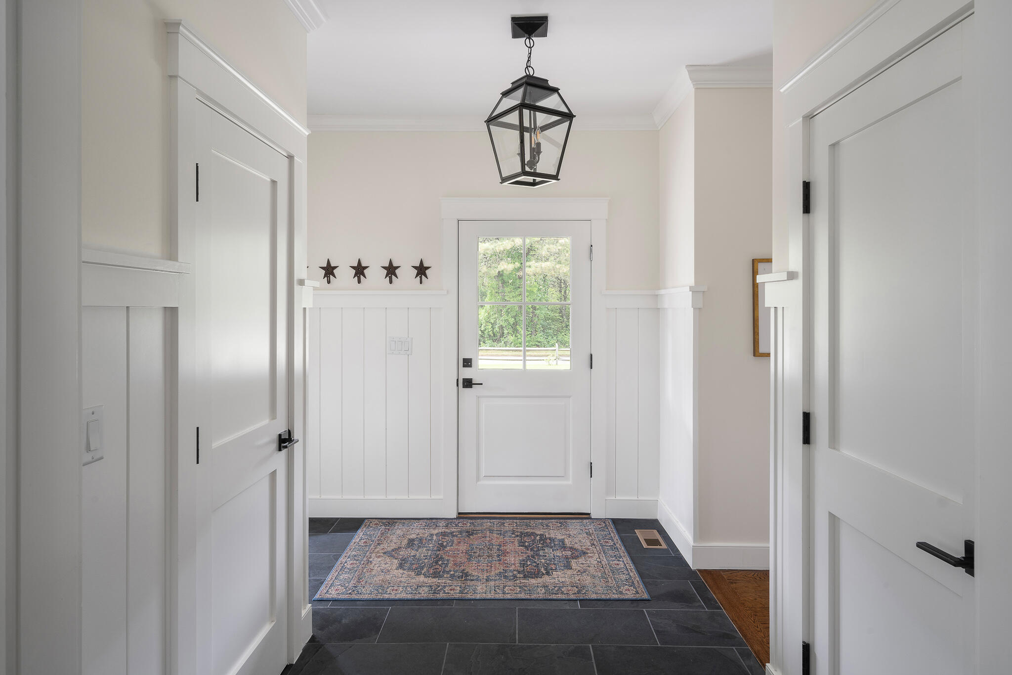 36 Crocker Drive Edgartown, MA 02539 - Photo 23 of 48 a bathroom with a sink and a mirror