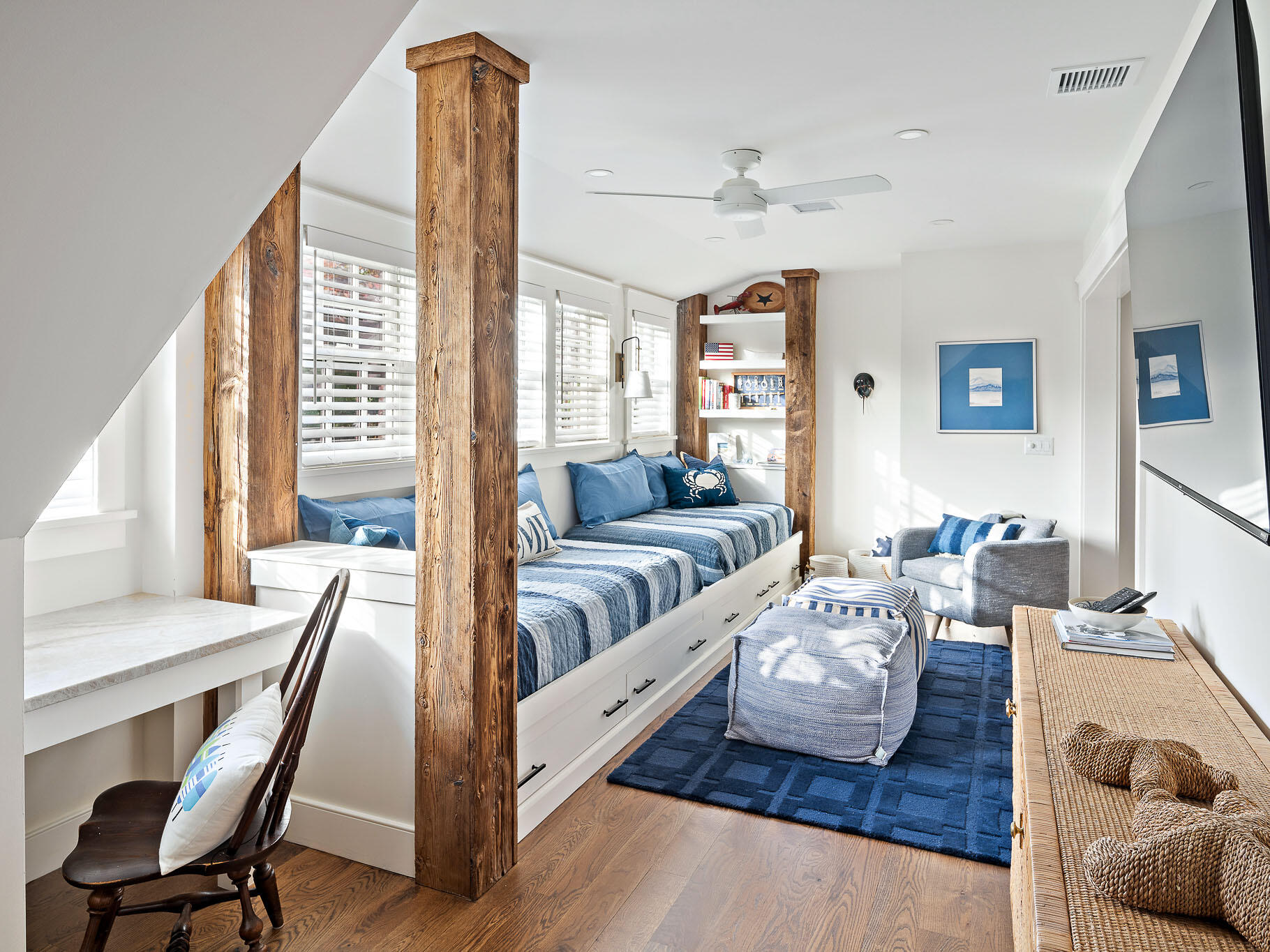 36 Crocker Drive Edgartown, MA 02539 - Photo 33 of 48 a living room with furniture and a large window