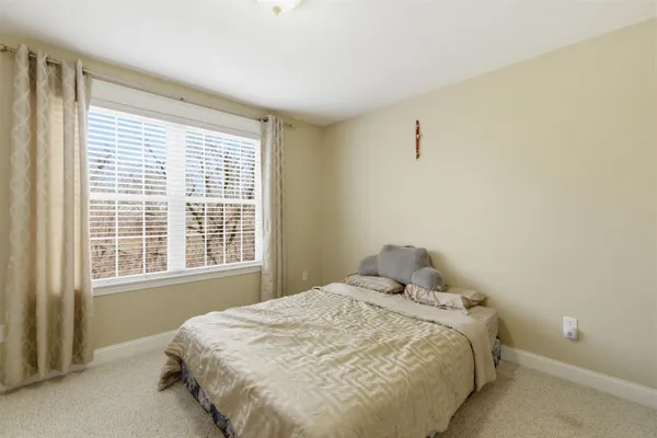 $649,000 | Undisclosed Address, Manchester, NH 03109