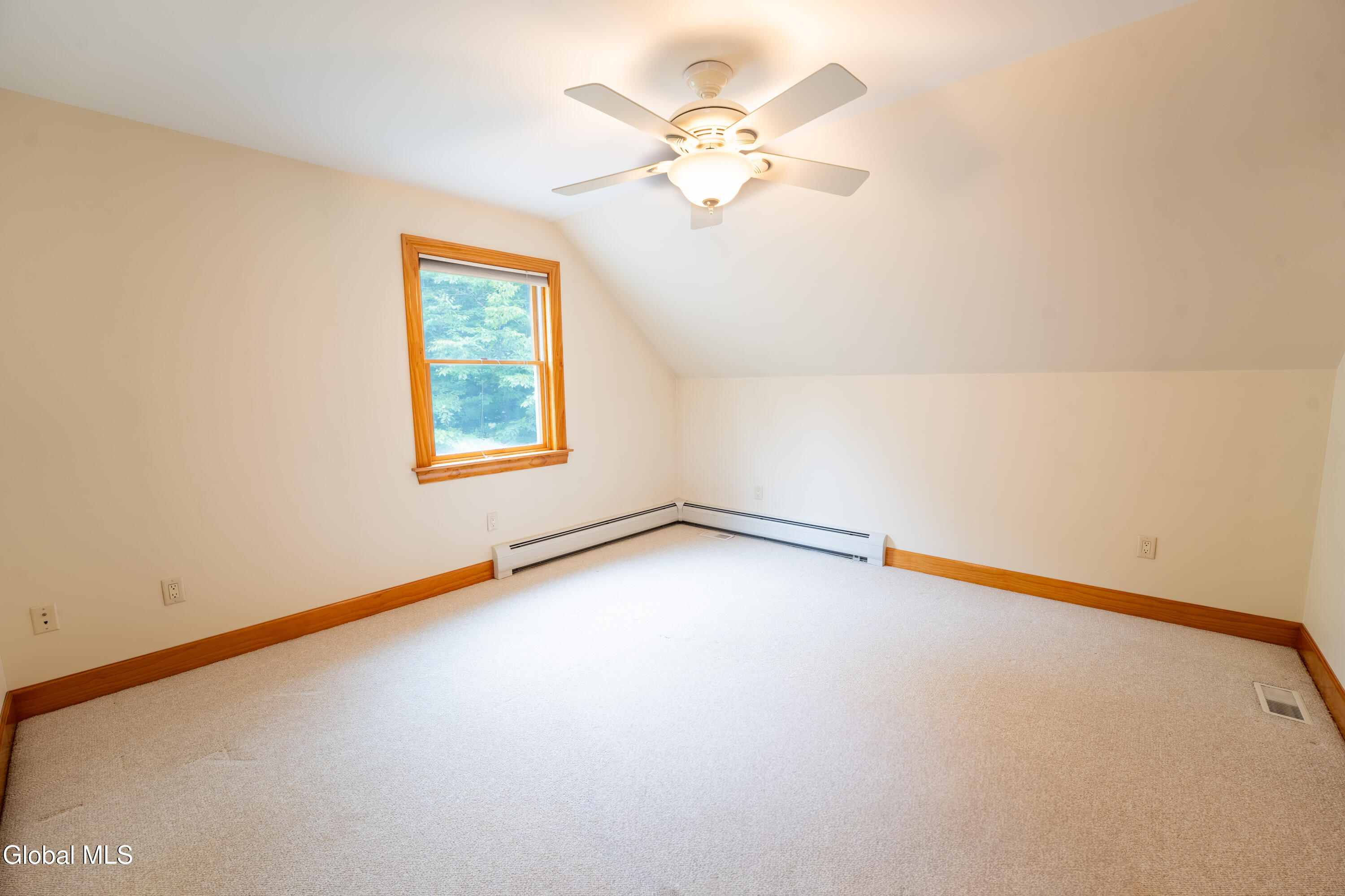 152 Memory Lane Perth, NY 12010 - Photo 27 of 37 152 Memory-20