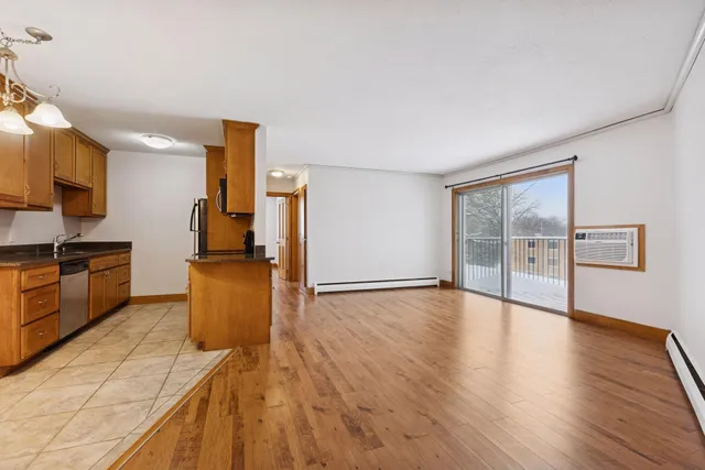 $119,950 | 9143 Olson Mem Highway, Unit 306, Golden Valley, MN 55427