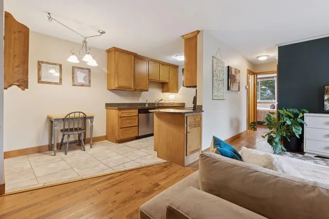 $119,950 | 9143 Olson Mem Highway, Unit 306, Golden Valley, MN 55427