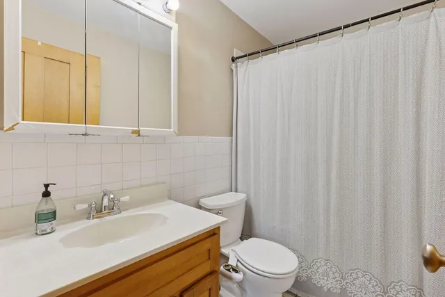 $119,950 | 9143 Olson Mem Highway, Unit 306, Golden Valley, MN 55427