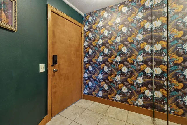 $119,950 | 9143 Olson Mem Highway, Unit 306, Golden Valley, MN 55427