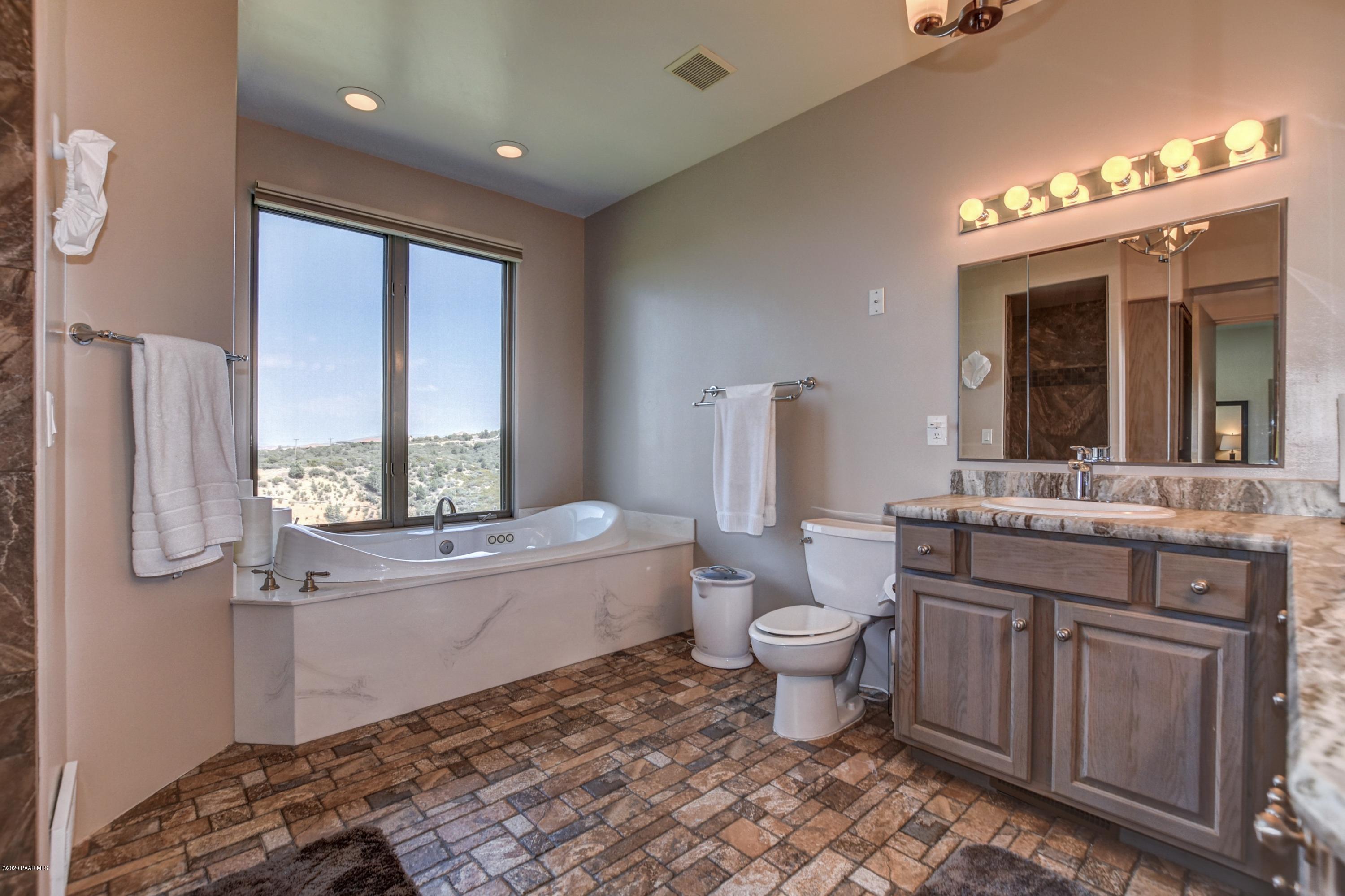 124 Valley Ranch North Prescott, AZ 86303 - Photo 23 of 51 Master Bathroom