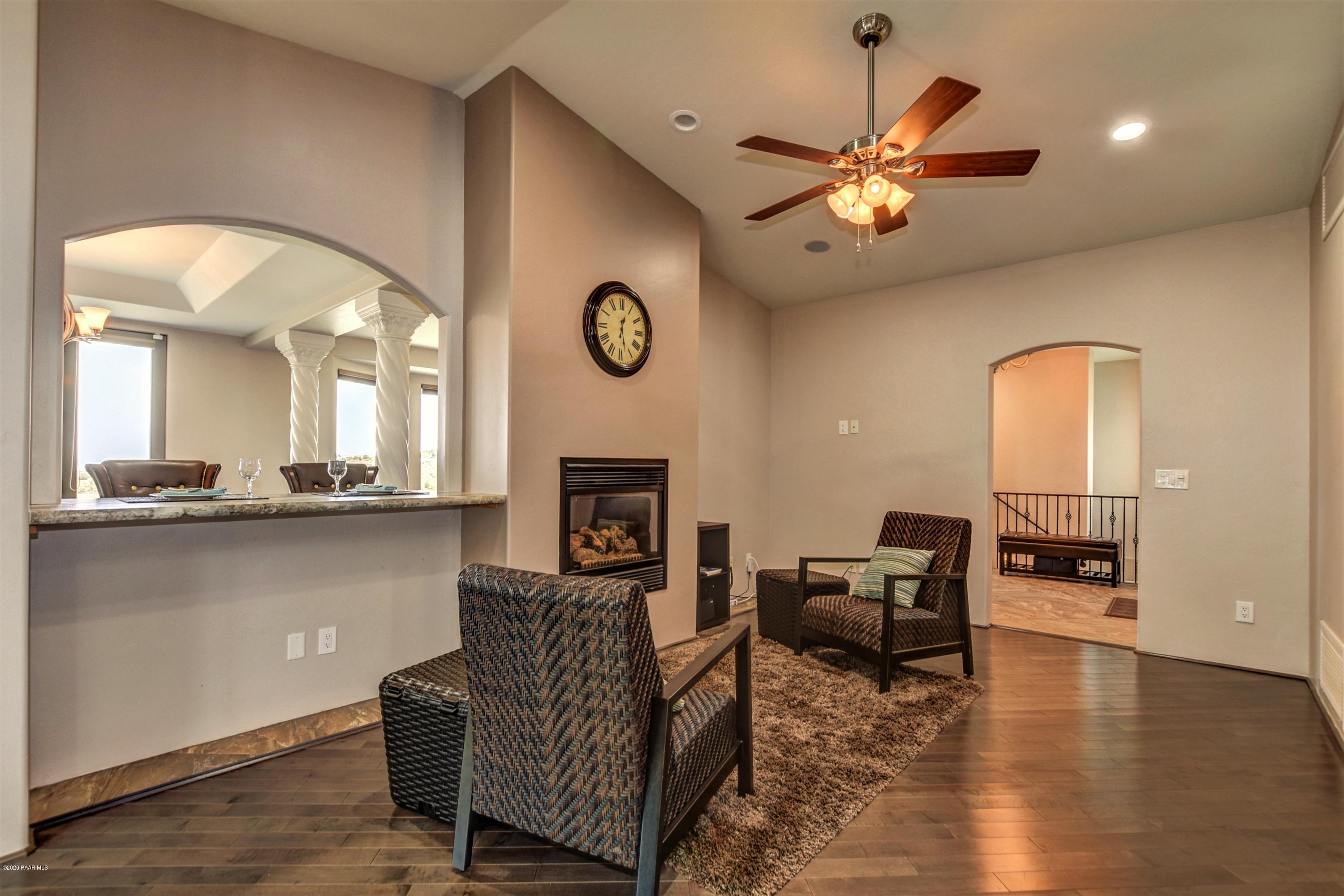 124 Valley Ranch North Prescott, AZ 86303 - Photo 5 of 51 Family Room