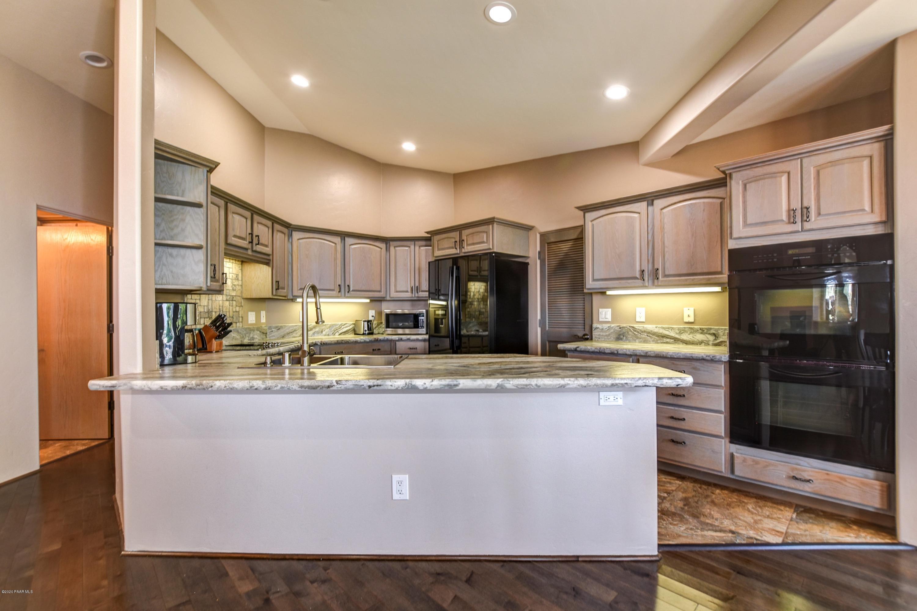 124 Valley Ranch North Prescott, AZ 86303 - Photo 7 of 51 Kitchen