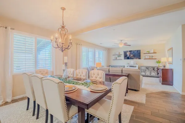 $465,000 | 1116 West Muir Way, Hanford, CA 93230