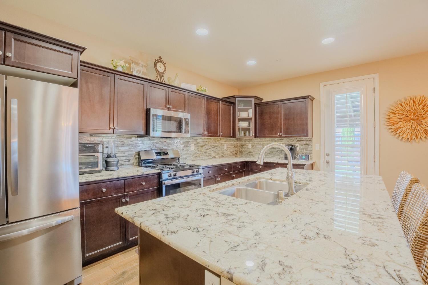 1116 West Muir Way Hanford, CA 93230 - Photo 21 of 54